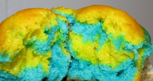 Blue and Yellow Scooby Cakes